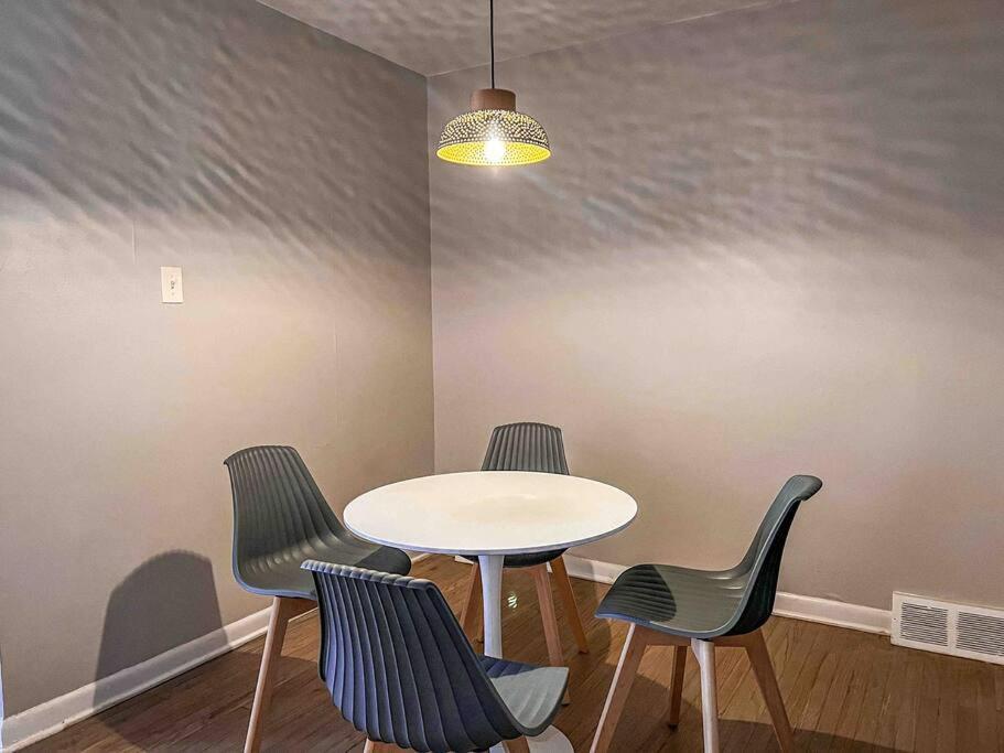 The Opulence Living-bikes-mann Center- Center Apartamento